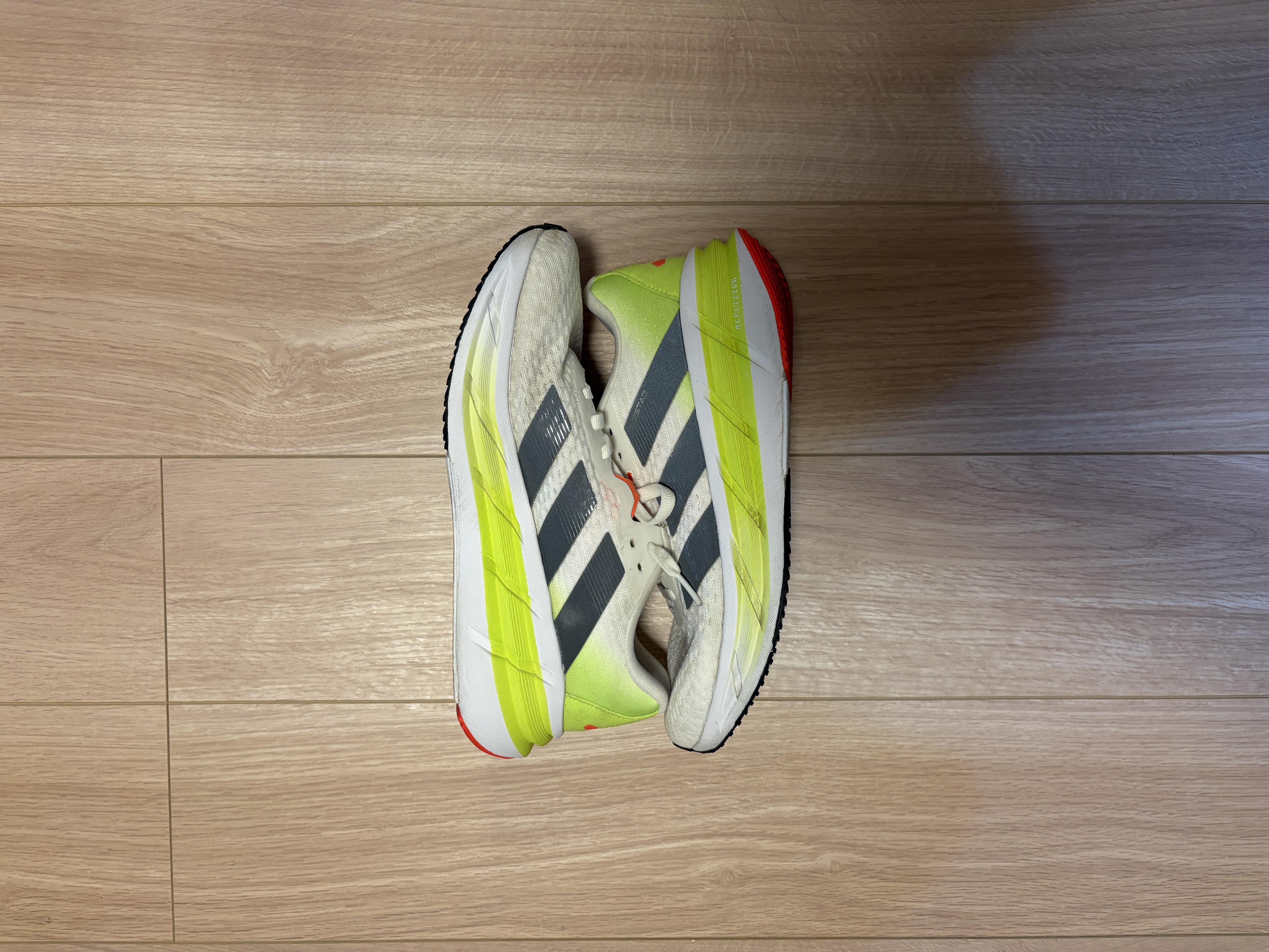 ADISTAR。SUPERNOVA シリーズと似た用途で使用