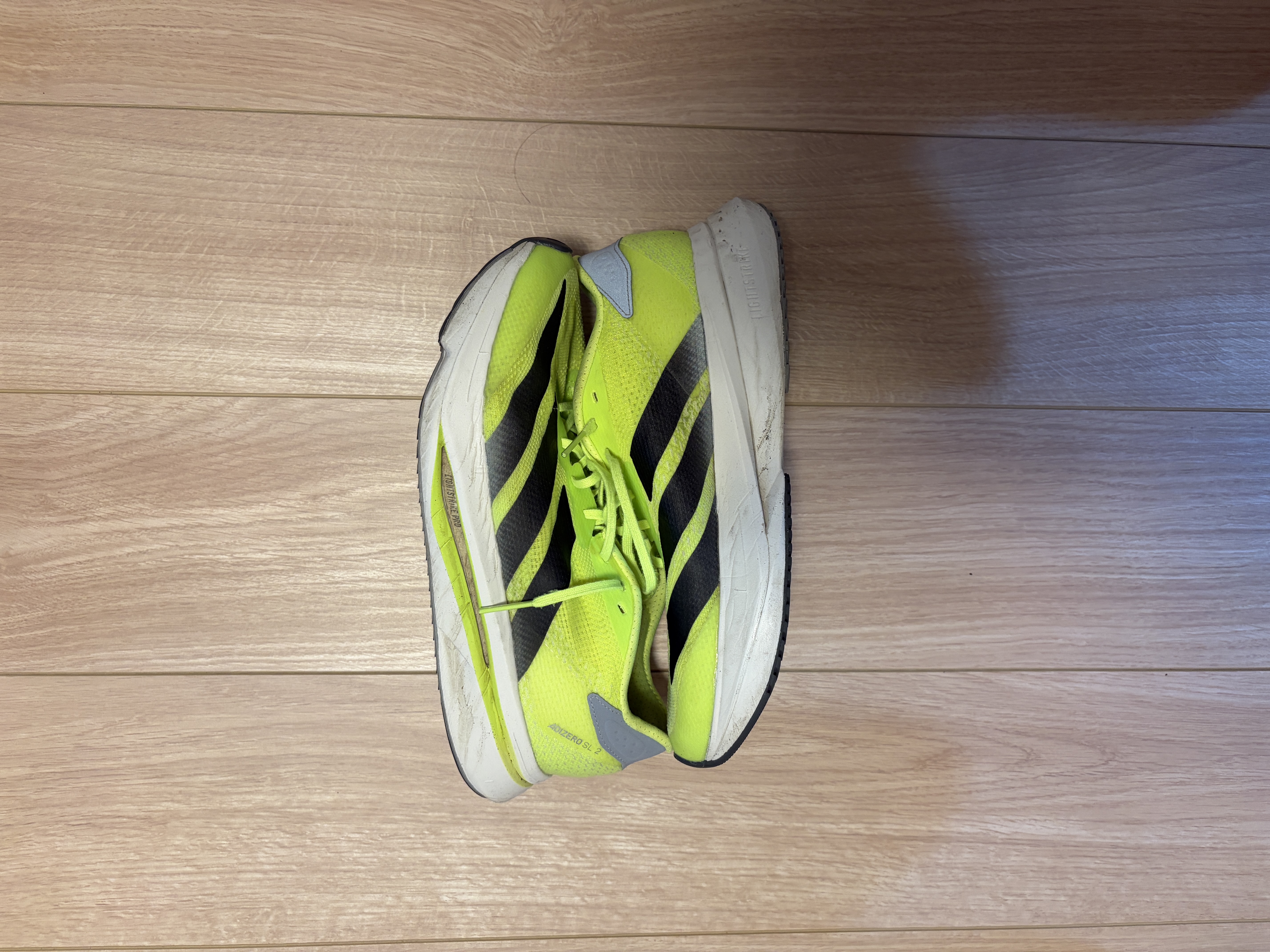 ADIZERO SL。普段使いの Jog で使用
